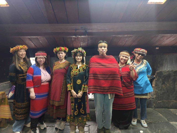 臺灣原住民族傳統服飾各有其特色