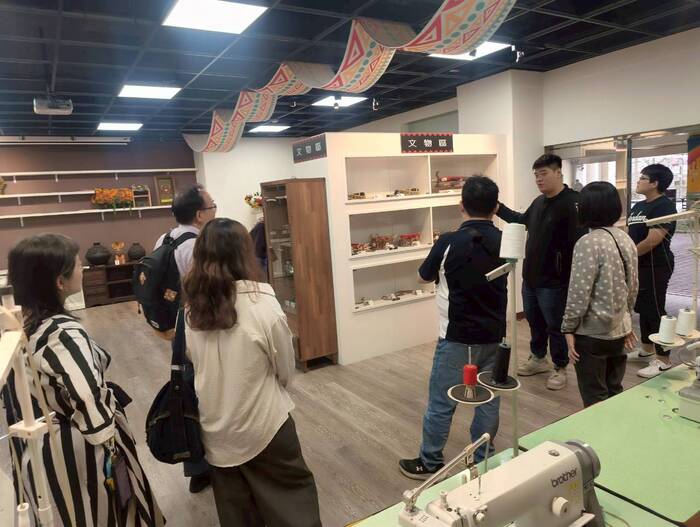 校內原住民文物館解說(感謝原資中心協助)